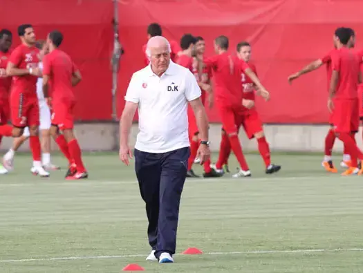 מאמן הפועל תל אביב דרור קשטן (קובי אליהו) מאמן הפועל תל אביב דרור קשטן (קובי אליהו)