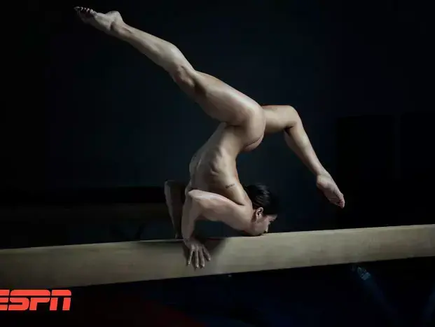 המתעמלת אליסיה סקרמון בצילום ל-ESPN (יח"צ , ESPN) המתעמלת אליסיה סקרמון בצילום ל-ESPN (יח"צ , ESPN)