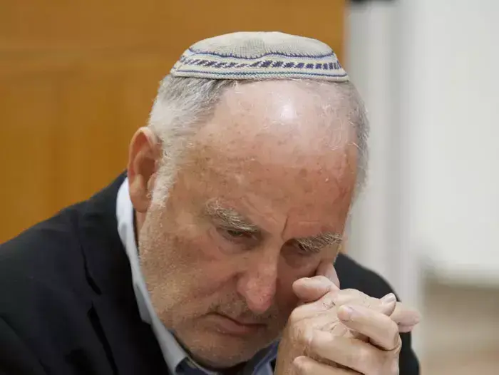 מאיר אינדור, יושב ראש ארגון אלמגו"ר בבג"צ, אוקטובר 2011 (יח"צ , צילום פול, דודי ועקנין) מאיר אינדור, יושב ראש ארגון אלמגו"ר בבג"צ, אוקטובר 2011 (יח"צ , צילום פול, דודי ועקנין)