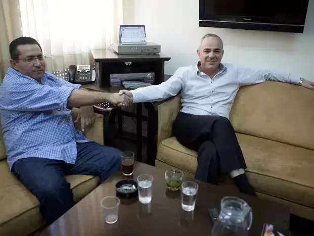 שטייניץ ועיני נפגשו: "מקווים להגיע להסכם" (דניאל בוק) שטייניץ ועיני נפגשו: "מקווים להגיע להסכם" (דניאל בוק)
