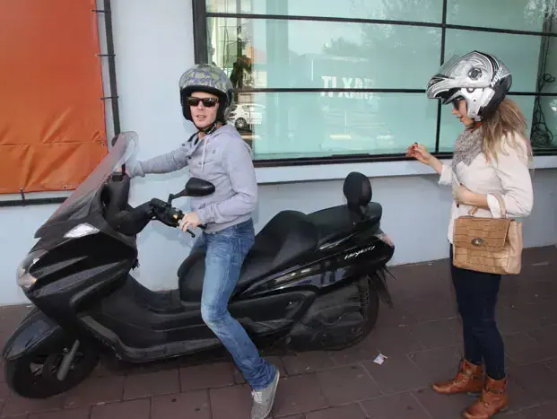 עדי הימלבלוי עפר שכטר (יח"צ , אלירן אביטל) עדי הימלבלוי עפר שכטר (יח"צ , אלירן אביטל)