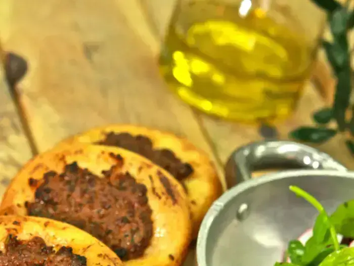 ספיחה בשר טלה באוליב ליף (יח"צ) ספיחה בשר טלה באוליב ליף (יח"צ)