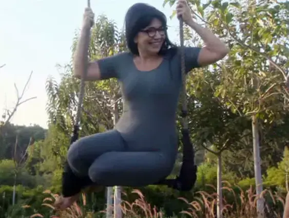 מעושרות (צילום מסך) מעושרות (צילום מסך)