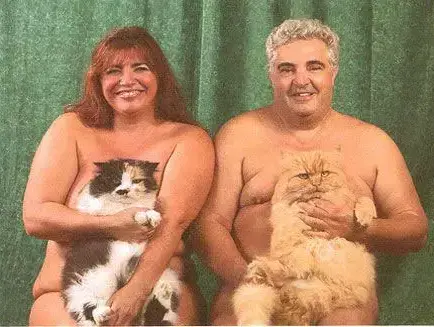 מתוך אתר "תמונות משפחתיות מביכות" (אתר רשמי , awkwardfamilyphotos.com) מתוך אתר "תמונות משפחתיות מביכות" (אתר רשמי , awkwardfamilyphotos.com)