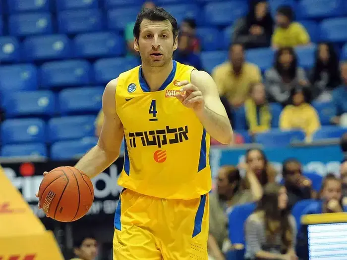 תיאו פפאלוקאס מכבי תל אביב (ברני ארדוב) תיאו פפאלוקאס מכבי תל אביב (ברני ארדוב)