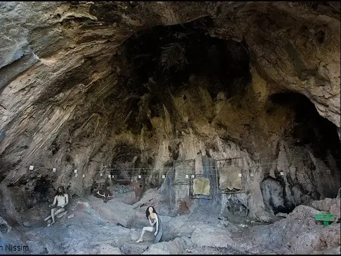 נחל מערות (רשות הטבע והגנים , דורון ניסים) נחל מערות (רשות הטבע והגנים , דורון ניסים)