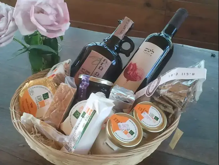 גבינות משק צאלה (יח"צ) גבינות משק צאלה (יח"צ)