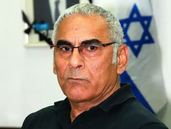 של ניצב בדימוס, משה מזרחי, מאי 2012 (יח"צ) של ניצב בדימוס, משה מזרחי, מאי 2012 (יח"צ)