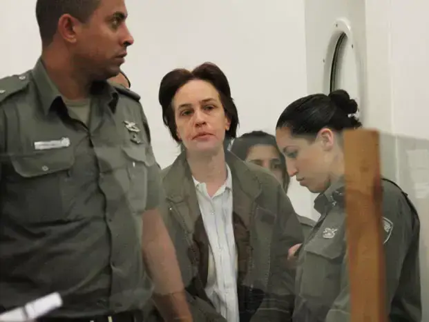 מיכל אלוני העידה לראשונה ותיארה את רצח בנותיה (דניאל בוק) מיכל אלוני העידה לראשונה ותיארה את רצח בנותיה (דניאל בוק)