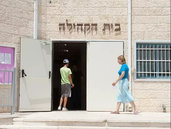 התנחלות בית חורון, יולי 2012 (נמרוד סונדרס) התנחלות בית חורון, יולי 2012 (נמרוד סונדרס)