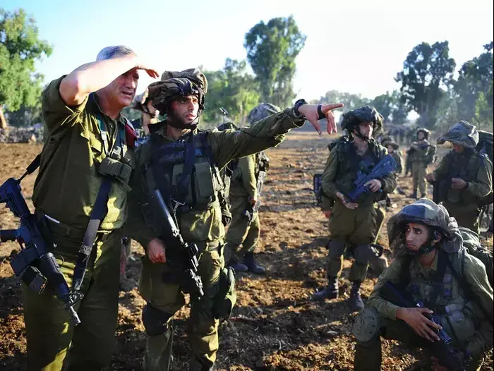 הרמטכ"ל, רב-אלוף בני גנץ, מבקר בתרגיל חטיבתי של גולני ברמת הגולן (דובר צה"ל) הרמטכ"ל, רב-אלוף בני גנץ, מבקר בתרגיל חטיבתי של גולני ברמת הגולן (דובר צה"ל)