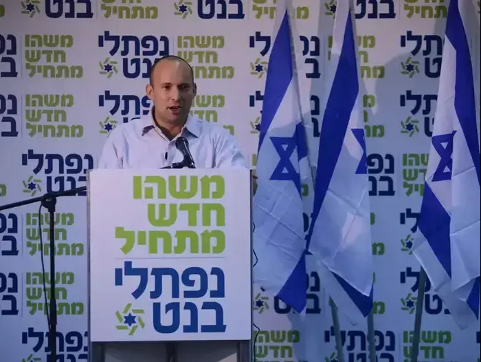 נפתלי בנט נבחר ליושב ראש מפלגת הבית היהודי, נובמבר 2012 (נמרוד סונדרס) נפתלי בנט נבחר ליושב ראש מפלגת הבית היהודי, נובמבר 2012 (נמרוד סונדרס)