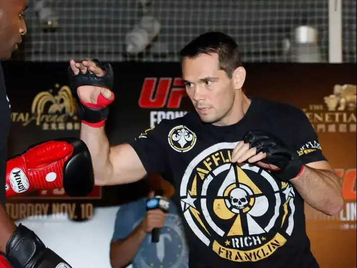 ריץ' פרנקלין לוחם MMA (AP , Kim Cheung)