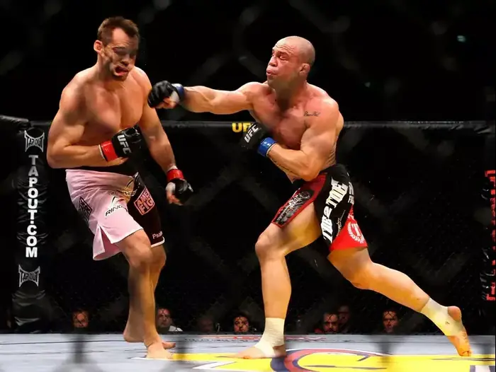 ריץ' פרנקלין לוחם MMA מול ונדרליי סילבה (GettyImages)