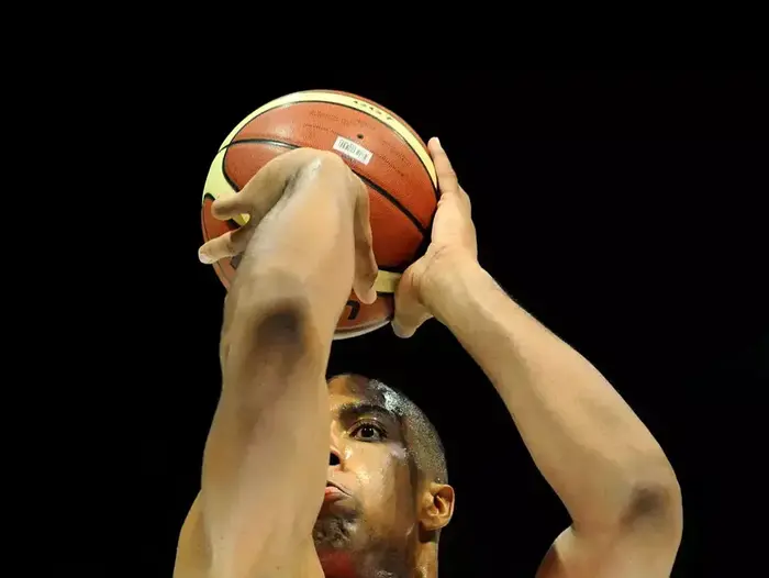 ריצ'רד הנדריקס שחקן ארמני מילאנו (GettyImages) ריצ'רד הנדריקס שחקן ארמני מילאנו (GettyImages)
