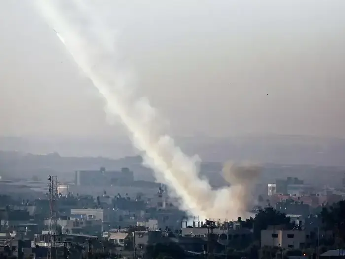 "עמוד ענן" - היום שלישי: נמשך הירי לעבר ישראל (רויטרס) "עמוד ענן" - היום שלישי: נמשך הירי לעבר ישראל (רויטרס)