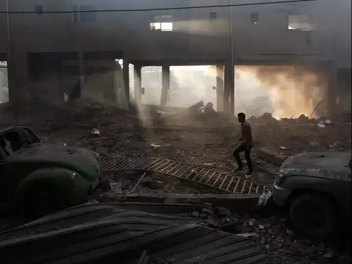 הריסות האצטדיון בעזה שהופצץ על ידי צה"ל במבצע "עמוד ענן", נובמבר 2012 (רויטרס) הריסות האצטדיון בעזה שהופצץ על ידי צה"ל במבצע "עמוד ענן", נובמבר 2012 (רויטרס)