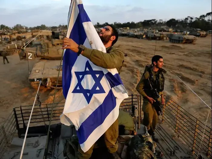חטיבה 401 וחטיבת גבעתי בשטחי כינוס בדרום, נובמבר 2012 (דובר צה"ל) חטיבה 401 וחטיבת גבעתי בשטחי כינוס בדרום, נובמבר 2012 (דובר צה"ל)