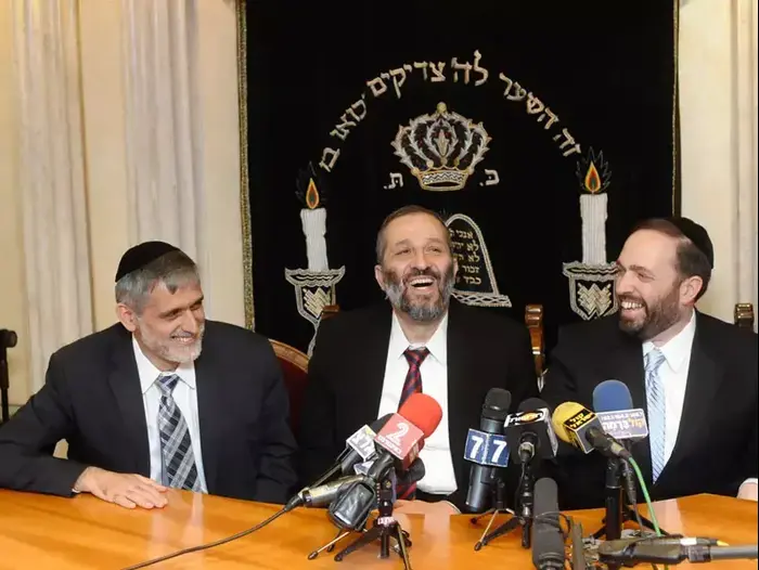 רשימת ש"ס: ישי ראשון, דרעי שני, אטיאס שלישי (גדעון צנטנר) רשימת ש"ס: ישי ראשון, דרעי שני, אטיאס שלישי (גדעון צנטנר)