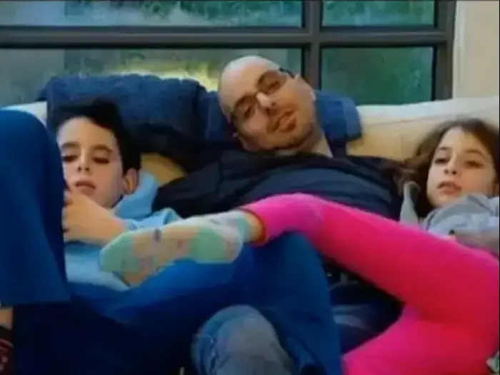 אלדד יניב ב"אנשים" (צילום מסך) אלדד יניב ב"אנשים" (צילום מסך)