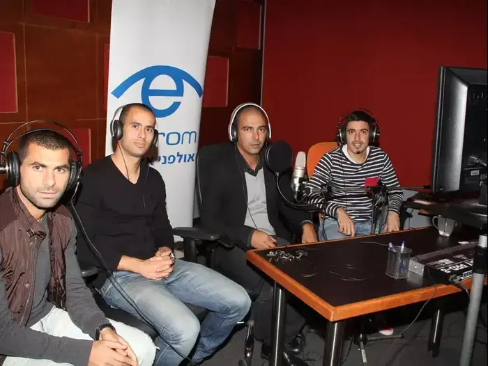 דוד רביבו, חיים רביבו, גילי ורמוט, סלים טועמה (אביב חופי)