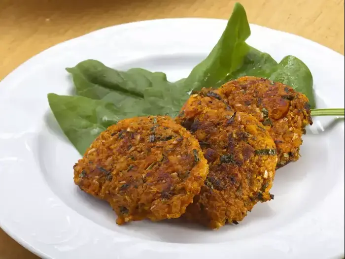 לביבות בטטה בקפה לואיז קפה אורית וולך (יח"צ)