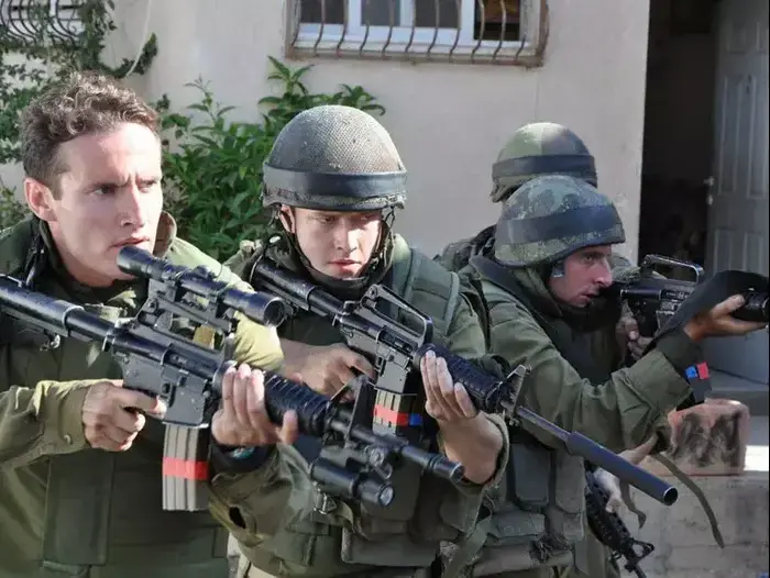 רוק בקסבה (יח"צ) רוק בקסבה (יח"צ)