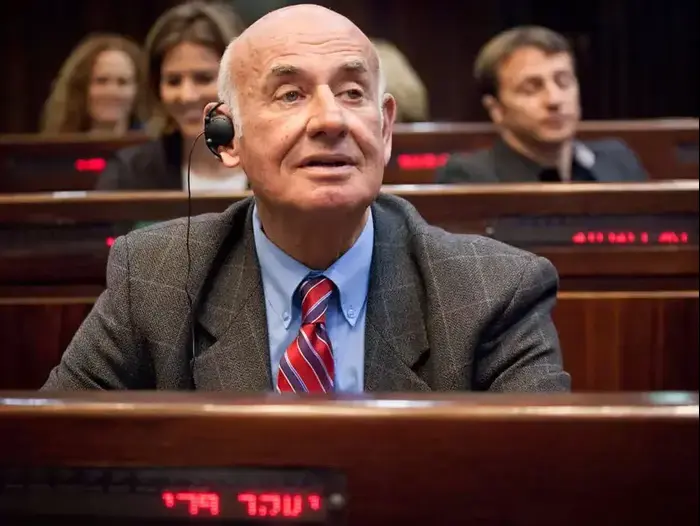 יעקב פרי ביום עיון לחברי הכנסת החדשים, ינואר 2013 (טלי מאייר ) יעקב פרי ביום עיון לחברי הכנסת החדשים, ינואר 2013 (טלי מאייר )