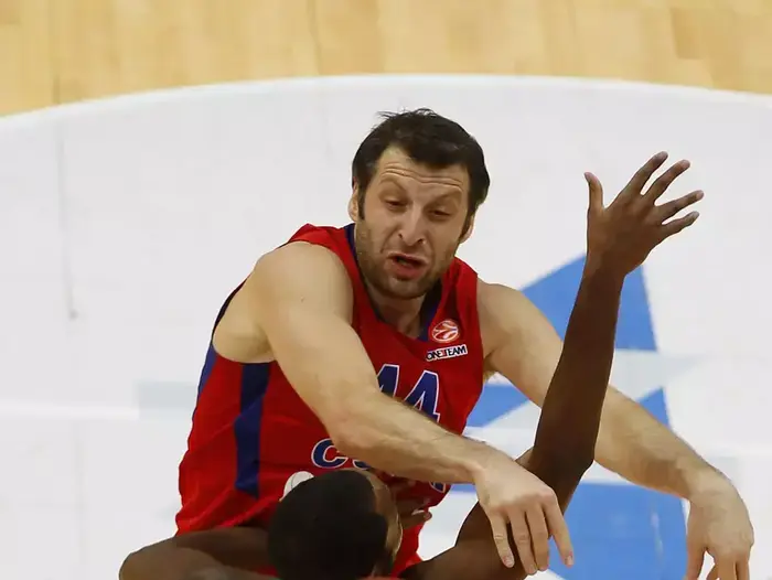 תיאו פפאלוקאס צסק"א מוסקבה (GettyImages) תיאו פפאלוקאס צסק"א מוסקבה (GettyImages)
