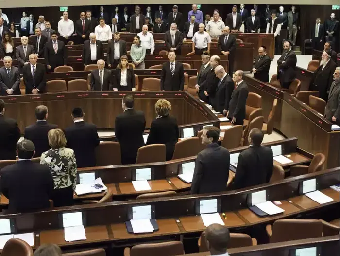 השבעת הממשלה, מרץ 2013 (טלי מאייר ) השבעת הממשלה, מרץ 2013 (טלי מאייר )