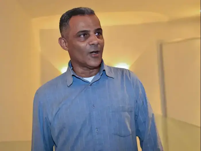 רוני בוסאני מאמן עירוני ראשון לציון (מגד גוזני) רוני בוסאני מאמן עירוני ראשון לציון (מגד גוזני)