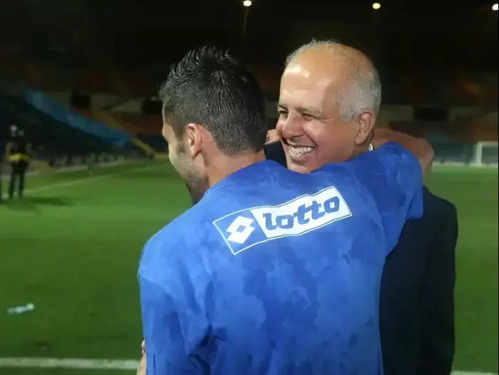 אבי לוזון יו"ר ההתאחדות לכדורגל חוגג עלייה עם מכבי פתח תקוה (קובי אליהו) אבי לוזון יו"ר ההתאחדות לכדורגל חוגג עלייה עם מכבי פתח תקוה (קובי אליהו)