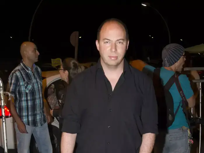 מסיבת הארכת זיכיון ערוץ 10 (ניב אהרונסון) מסיבת הארכת זיכיון ערוץ 10 (ניב אהרונסון)