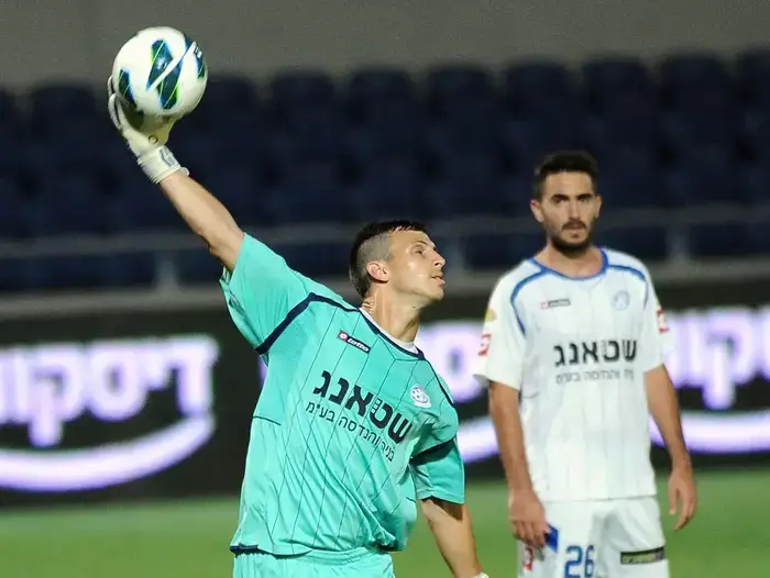 בן רהב שוער עירוני רמת השרון (ברני ארדוב) בן רהב שוער עירוני רמת השרון (ברני ארדוב)