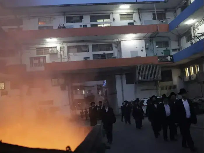 הפגנת חרדים נגד הגיוס בירושלים, מאי 2013 (טלי מאייר ) הפגנת חרדים נגד הגיוס בירושלים, מאי 2013 (טלי מאייר )