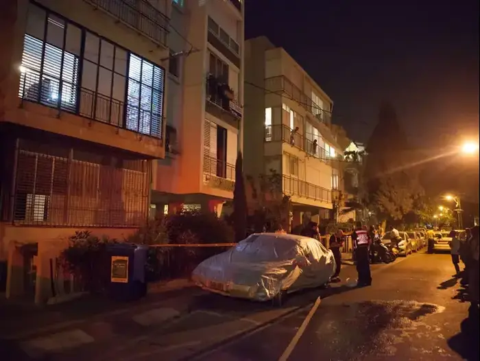 אדם נהרג בפיצוץ בלון גז ברחוב חובבי ציון במרכז תל אביב (דרור עינב) אדם נהרג בפיצוץ בלון גז ברחוב חובבי ציון במרכז תל אביב (דרור עינב)