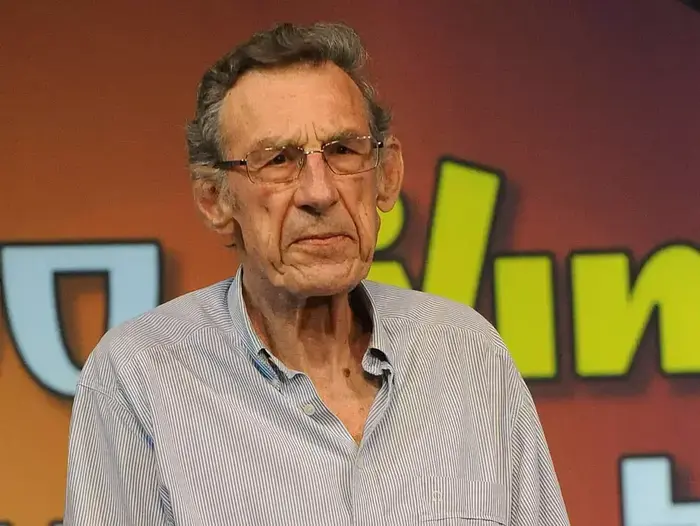 תנחום כהן מינץ שחקן עבר (ברני ארדוב) תנחום כהן מינץ שחקן עבר (ברני ארדוב)