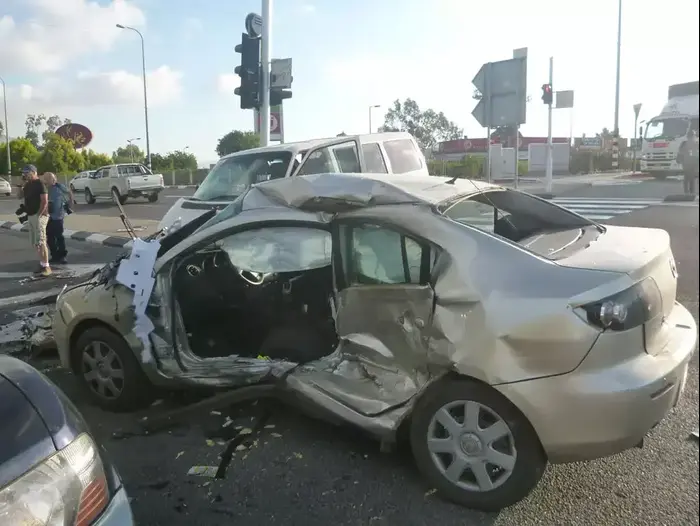 תאונת דרכים בצומת גומא בכביש 90 (ג'יליס) תאונת דרכים בצומת גומא בכביש 90 (ג'יליס)