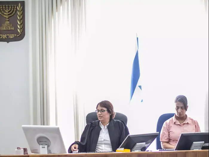 יצחק ברגל, המשויך לזרם הקיצוני נטורי קרתא, הנאשם שניסה לרגל לטובת איראן, 7 אוגוסט 2013 (יח"צ) יצחק ברגל, המשויך לזרם הקיצוני נטורי קרתא, הנאשם שניסה לרגל לטובת איראן, 7 אוגוסט 2013 (יח"צ)
