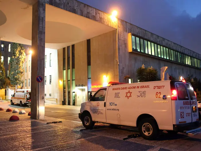 בבית החולים "הדסה", הר הצופים, המטפל בתינוקת שננטשה בירושלים (יואב דודקביץ') בבית החולים "הדסה", הר הצופים, המטפל בתינוקת שננטשה בירושלים (יואב דודקביץ')