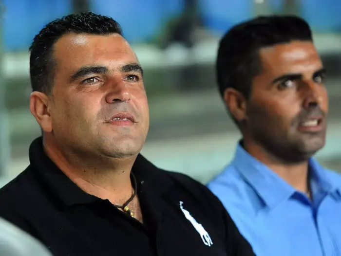 מנחם קורצקי מאמן הפועל רעננה מול בית"ר ירושלים (ברני ארדוב , צילום ועריכה: קובי אליהו) מנחם קורצקי מאמן הפועל רעננה מול בית"ר ירושלים (ברני ארדוב , צילום ועריכה: קובי אליהו)