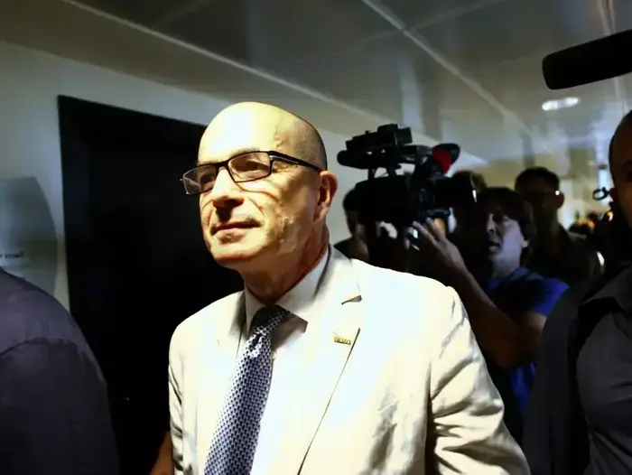 פגישתם של עופר עייני וג'רמי לוין מנכ"ל טבע בעקבות גל הפיטורים בטבע (דרור עינב) פגישתם של עופר עייני וג'רמי לוין מנכ"ל טבע בעקבות גל הפיטורים בטבע (דרור עינב)