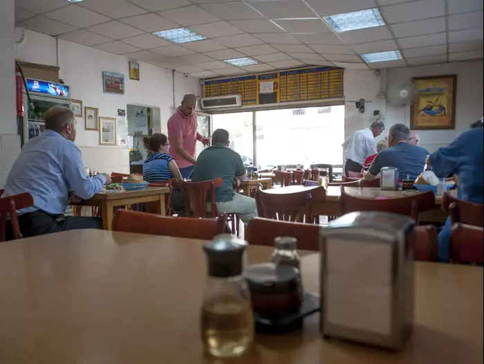 מונקה גריל בולגרי יפו (נמרוד סונדרס) מונקה גריל בולגרי יפו (נמרוד סונדרס)