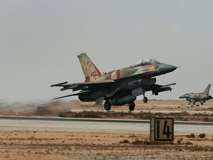 מטוס קרב מדגם F-16 של חיל האוויר (GettyImages) מטוס קרב מדגם F-16 של חיל האוויר (GettyImages)
