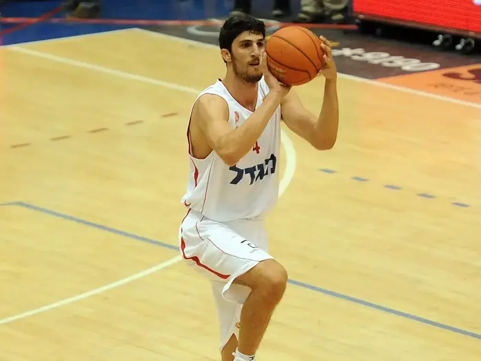 שחקן הפועל ירושלים ליאור אליהו (ברני ארדוב) שחקן הפועל ירושלים ליאור אליהו (ברני ארדוב)