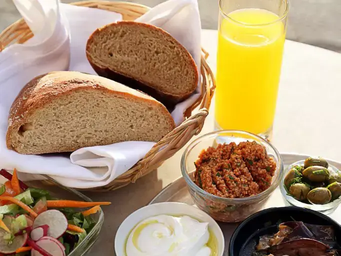 ביסטרו נועה (יח"צ , טלי דולין) ביסטרו נועה (יח"צ , טלי דולין)