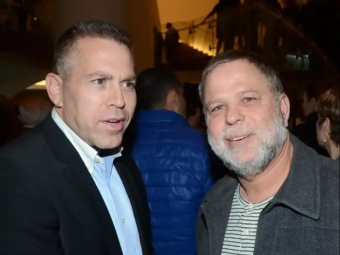 אורי שנער, גלעד ארדן (יח"צ , אביב חופי, רפי דלויה)