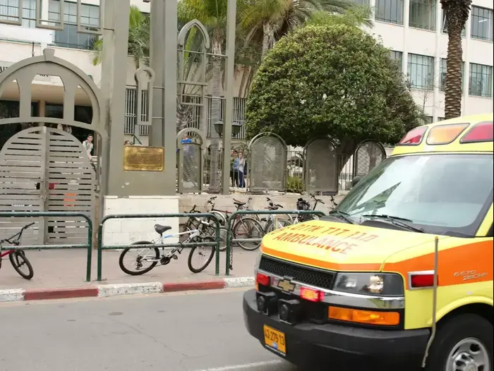 ביה"ס הגימנסיה הרצליה, תל אביב. ינואר 2014 (יותם רונן) ביה"ס הגימנסיה הרצליה, תל אביב. ינואר 2014 (יותם רונן)