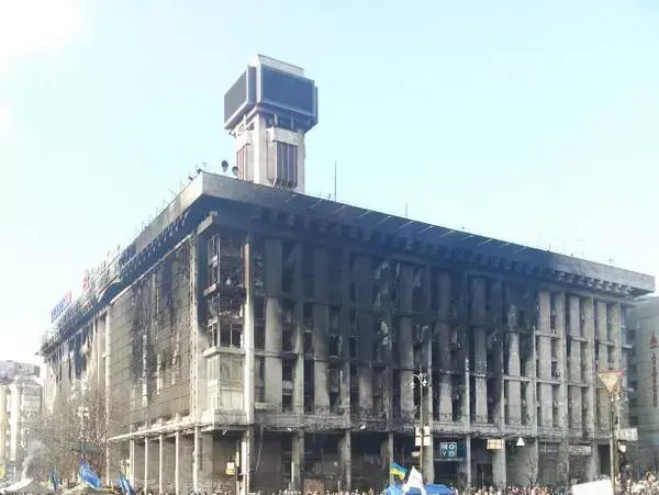 בית האיגודים המקצועיים בקייב, 21 בפברואר 2014 (מערכת וואלה! NEWS , עמרי נחמיאס) בית האיגודים המקצועיים בקייב, 21 בפברואר 2014 (מערכת וואלה! NEWS , עמרי נחמיאס)