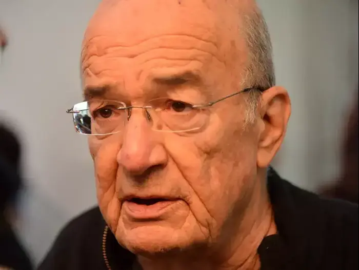 עצרת חירום להצלת השידור הציבורי (ניב אהרונסון) עצרת חירום להצלת השידור הציבורי (ניב אהרונסון)